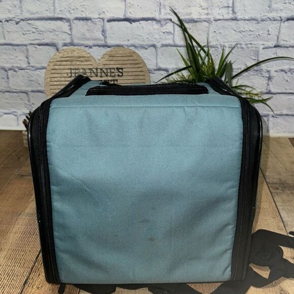 APOLLO WALKER Pet Carrier Backpack for Small Cats and Dogs - Picture 11 of 16